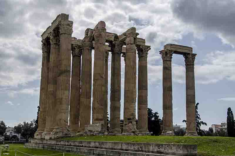 117 - Grecia - Atenas - templo de Zeus Olimpico